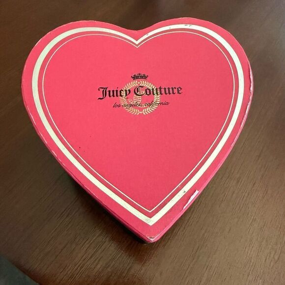 Juicy Couture Heart Pendant Adjustable Necklace And Stud Bow Set Gold New - Picture 5 of 6